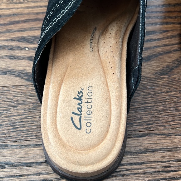 Clarks Cloudsteppers Brynn Glide Mule - Picture 8 of 9